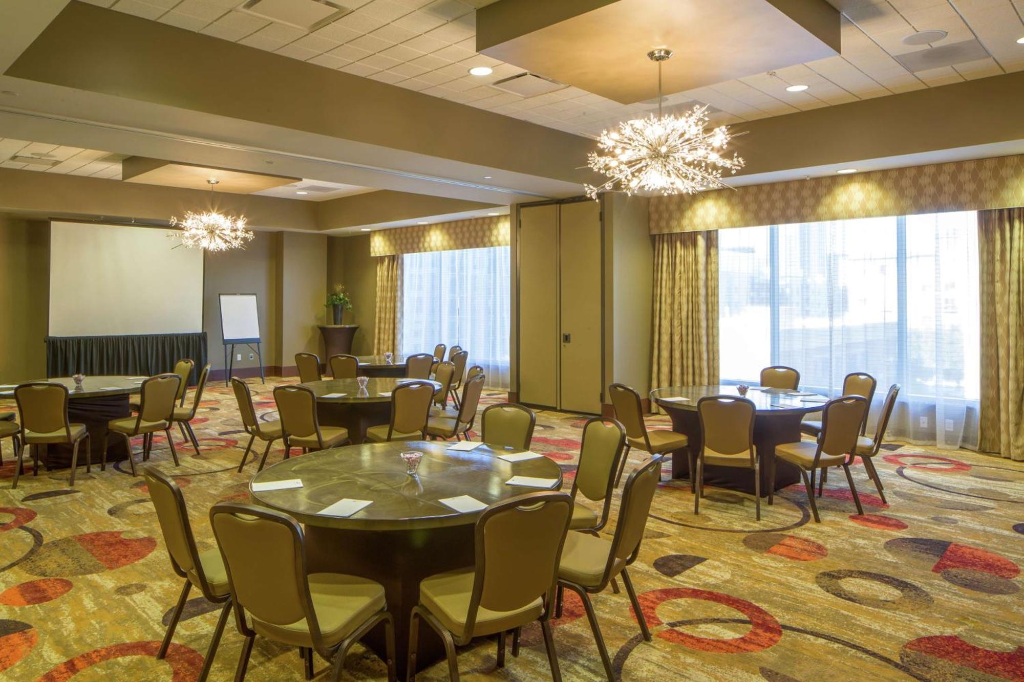 Hotel Hampton Downtown 3*